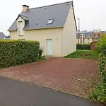 Agreable Maison Moderne, Entre Campagne Et ! *