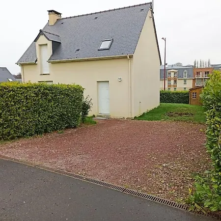 Agreable Maison Moderne, Entre Campagne Et ! *