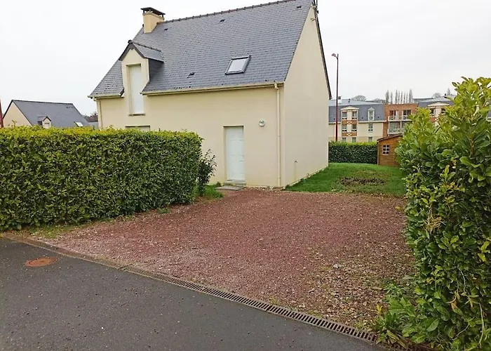 Agreable Maison Moderne, Entre Campagne Et ! *