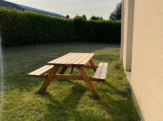 Agreable Maison Moderne, Entre Campagne Et !