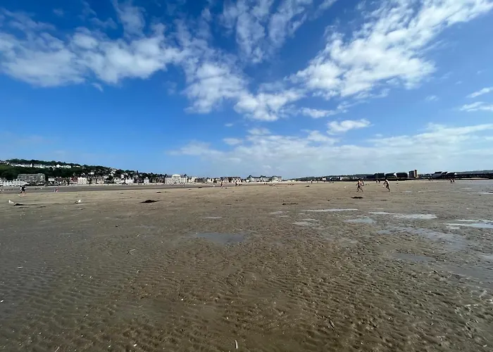 Agreable Maison Moderne, Entre Campagne Et ! Feriehus Dozulé